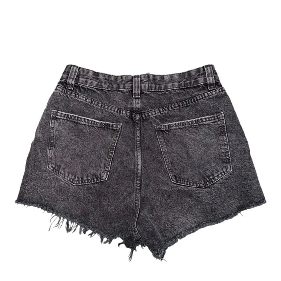 Cotton On High Rise Mom Shorts Black Wash Size 6 - Picture 2 of 4